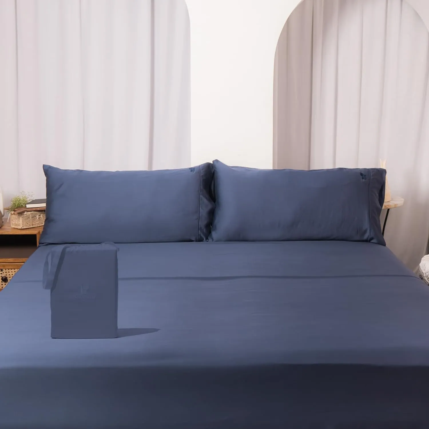100% Austrian Eucalyptus California King Sheets,18 Inch Deep Pocket California King Sheets,Cooling with Elastic Corner Straps,Eucalyptus Tencel Lyocell (Crown Blue, 4PC Cali-King)