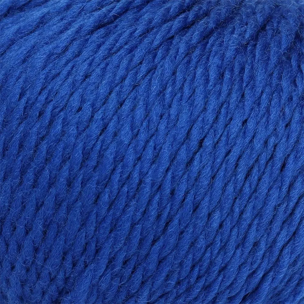 100% Highland Wool Yarn - Sourced Directly from Peru - Heavenly Soft and Perfect for Knitting and Crocheting (Worsted, Azure Blue)