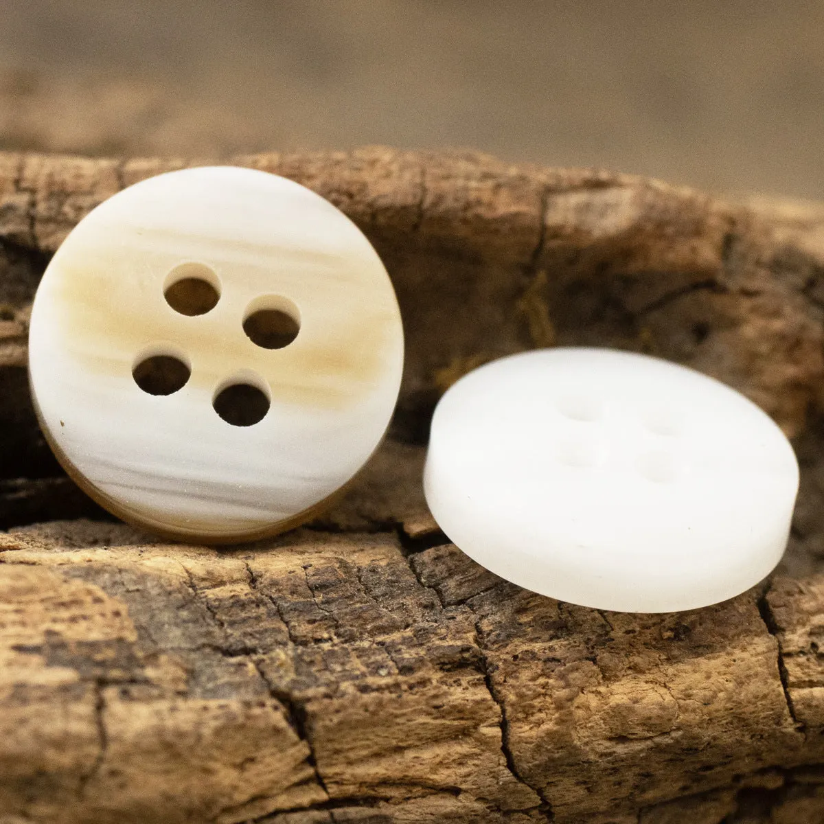11.5MM Wide-Edged White Wood Grain Resin Buttons for Zen Clothing 50pcs