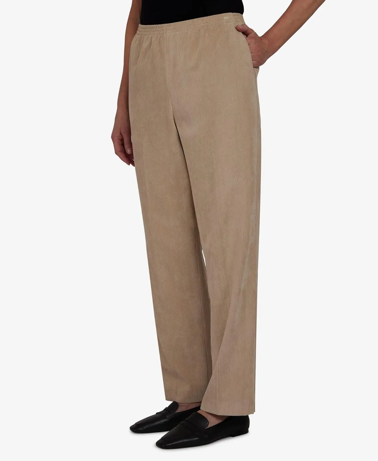 Alfred Dunner Petite Women's Classic Corduroy Pull-on Short Length Pant