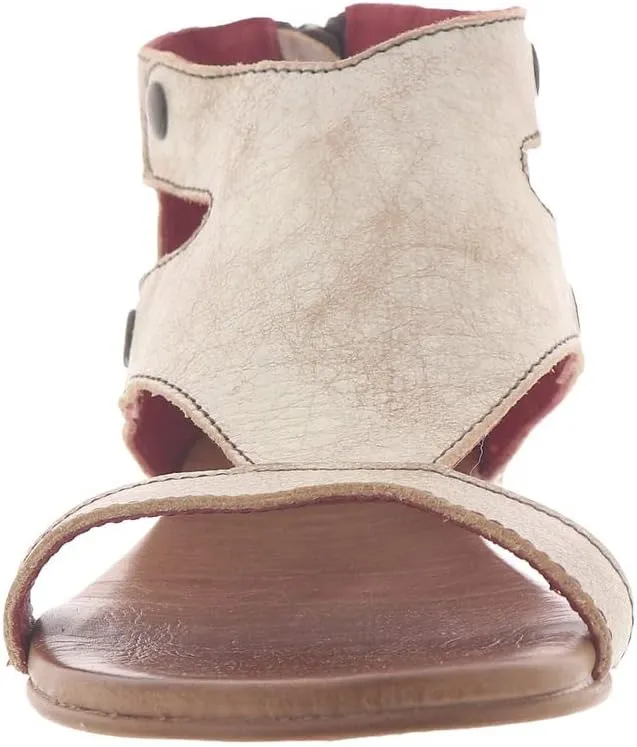 Bed:Stu Soto Women's Sandal