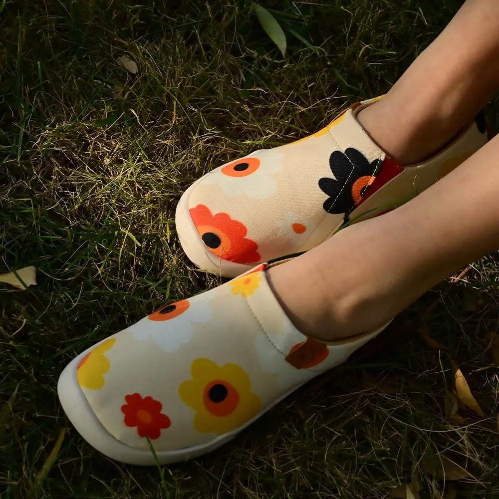 Casual Walking Shoes，Slip on Canvas，Lightweight Sneaker，Comfort Travel Loafer Stylish Printed Flat Multi Color