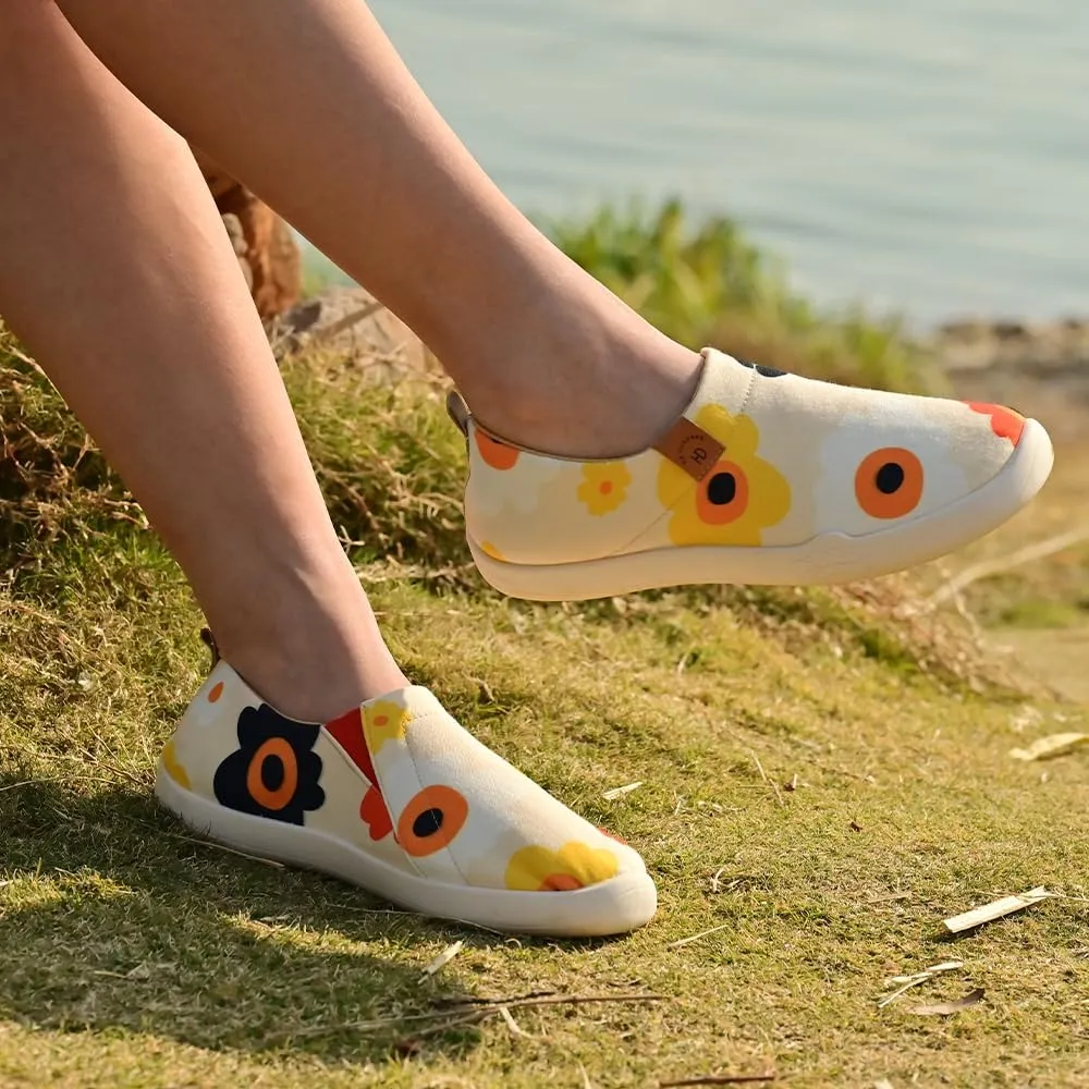 Casual Walking Shoes，Slip on Canvas，Lightweight Sneaker，Comfort Travel Loafer Stylish Printed Flat Multi Color