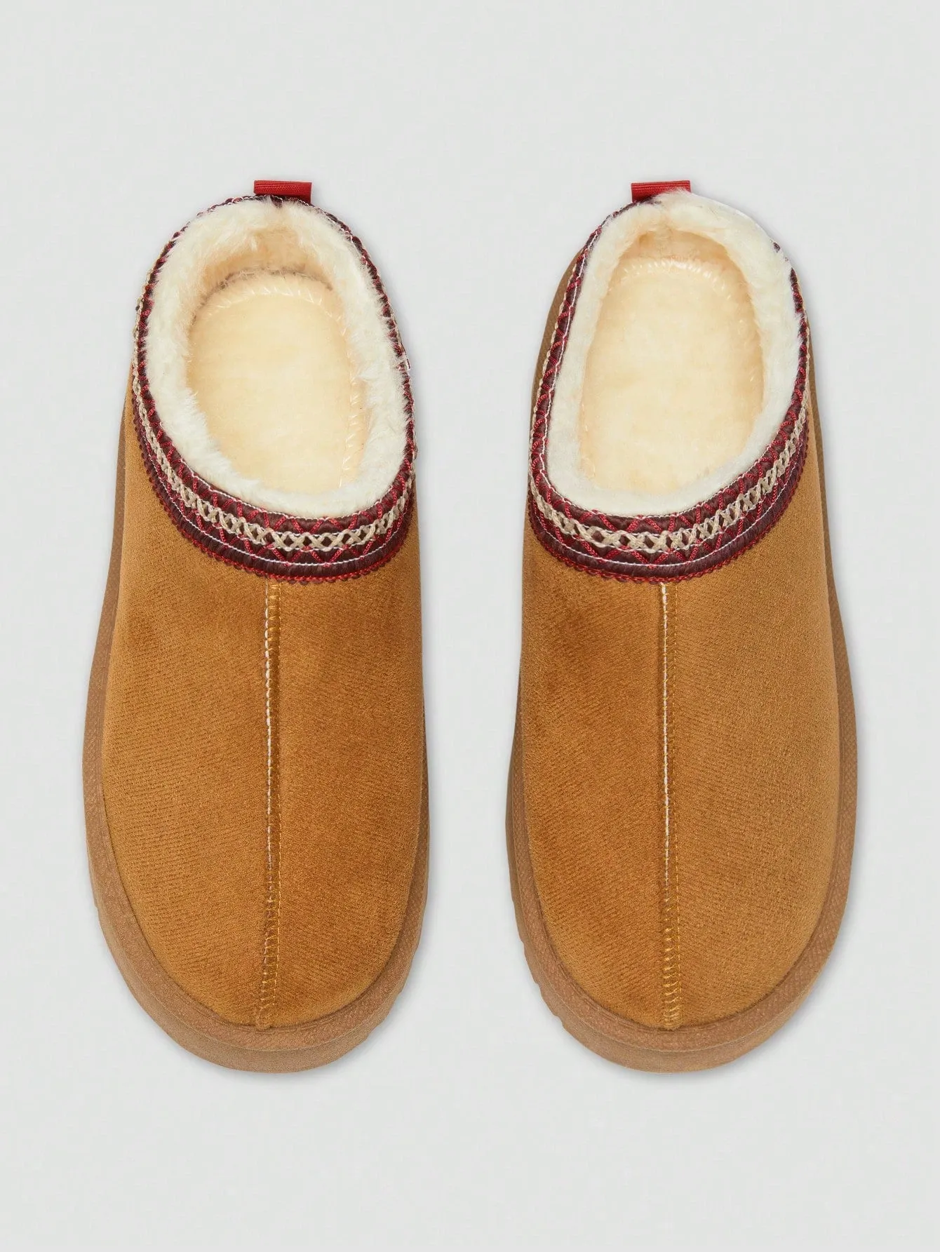 Chic Suede Platform Mule Flats – Elevate Your Style with Effortless Comfort!
