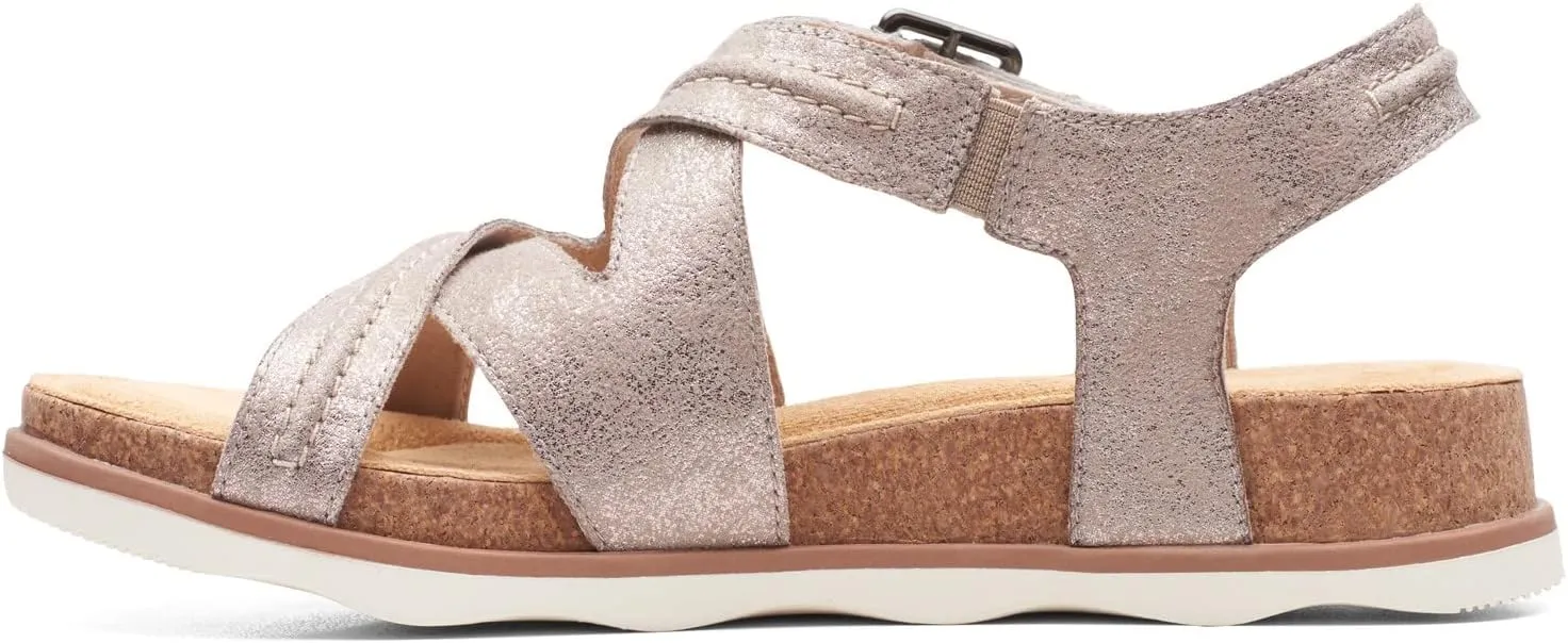 Clarks Women's Brynn Ave Flat Sandal