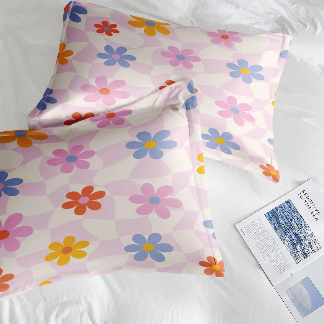 Comforter Set Queen Size, Retro Daisy Pink 7 Pcs Bedding for Kids and Adults, Hippie Aesthetic Kids Bed Sheet Sets with Fitted Sheet 2 Pillowcases & 2 Shams for Bedroom Bed Decor