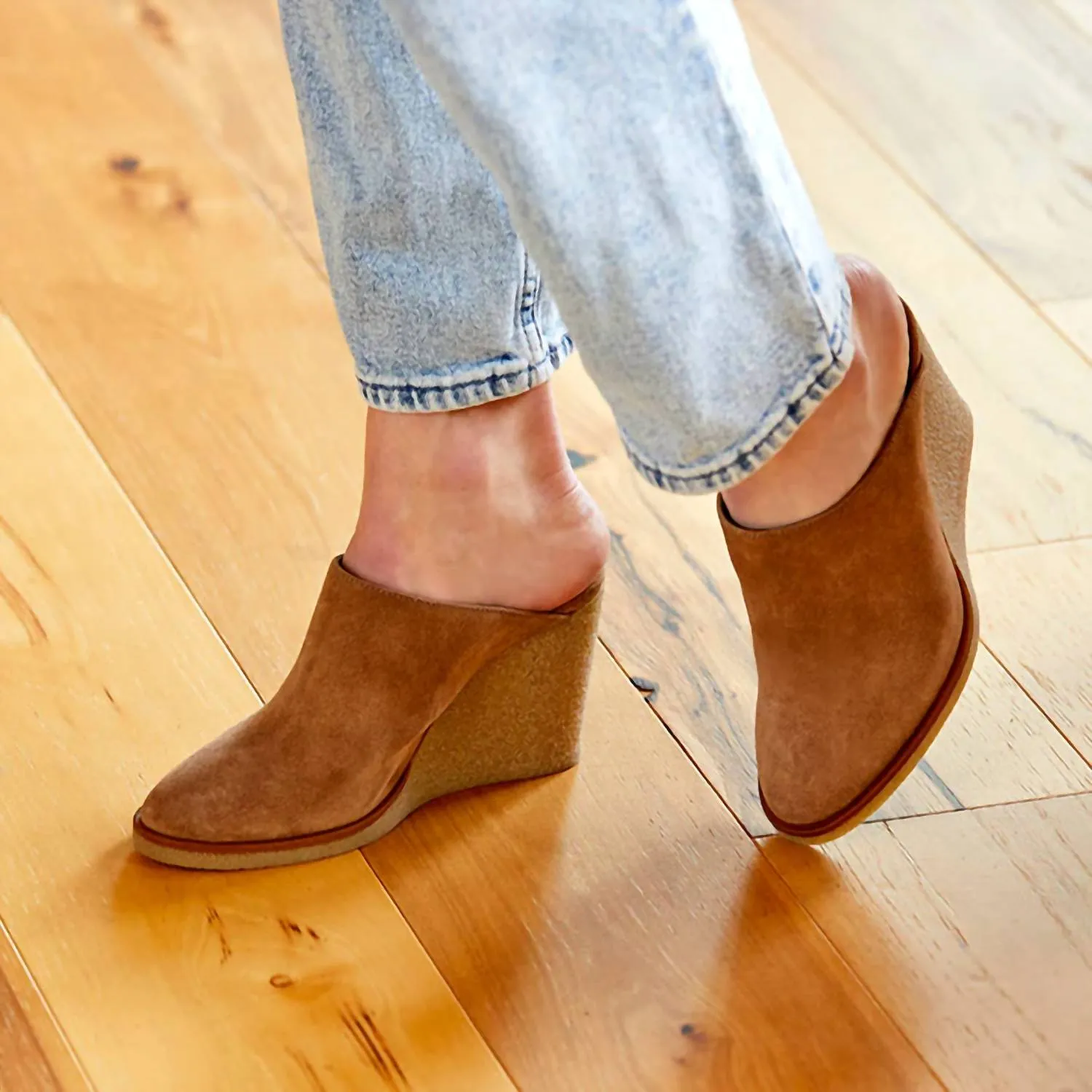 Cordani - Florie Wedge Mule