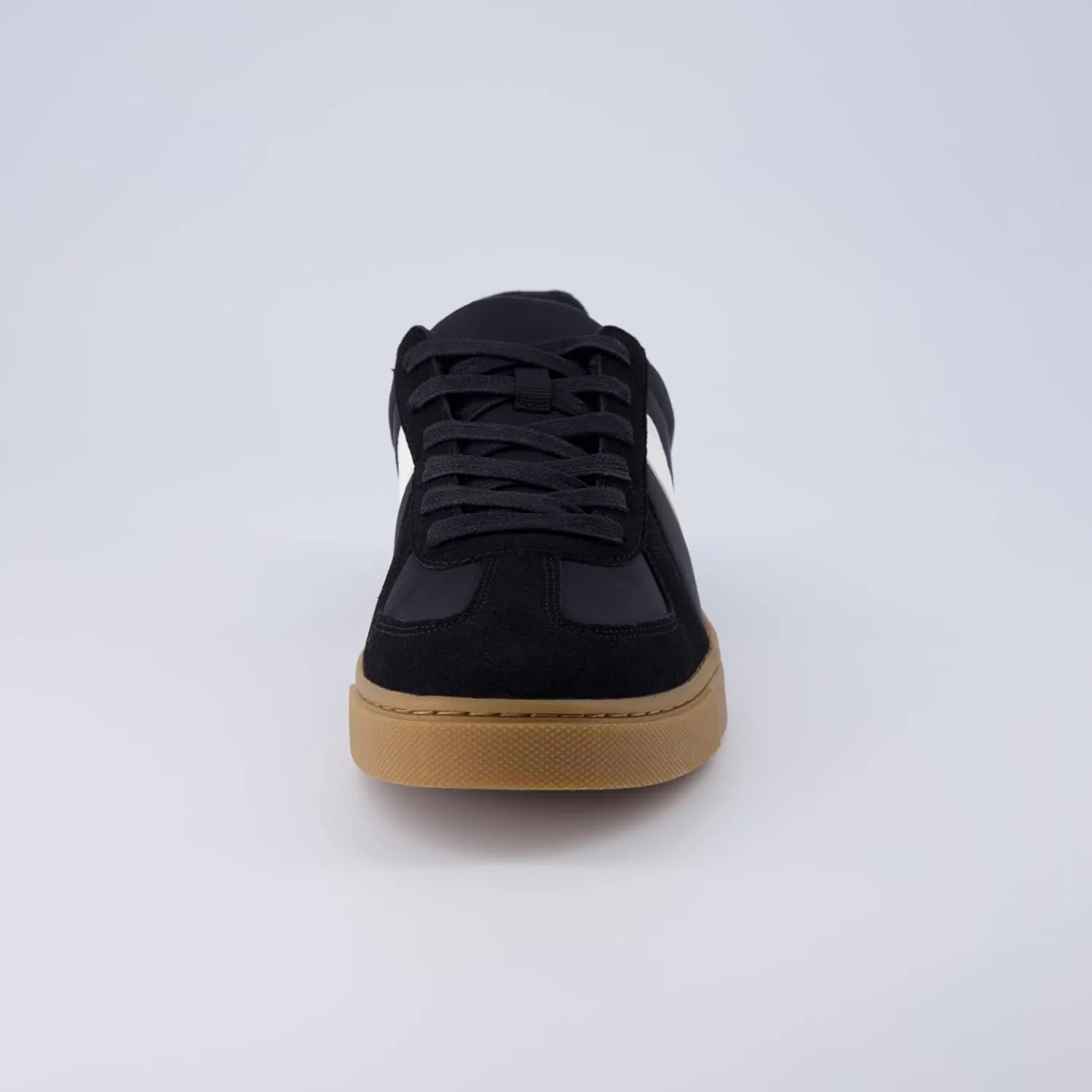 CUSHIONAIRE Men's Troy lace up Sneaker with  Comfort Foam