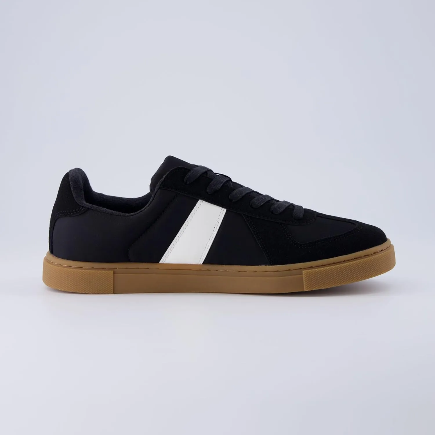 CUSHIONAIRE Men's Troy lace up Sneaker with  Comfort Foam
