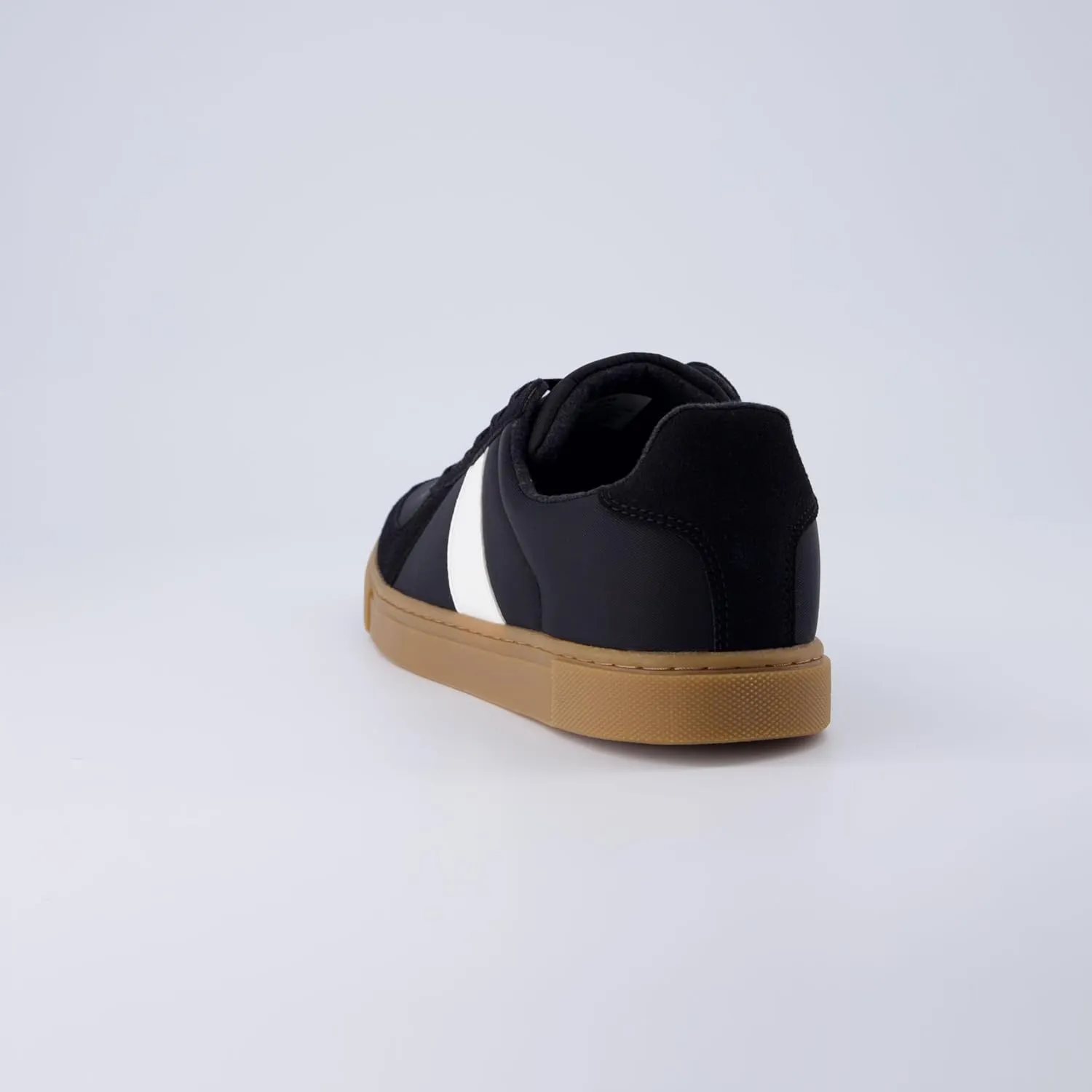 CUSHIONAIRE Men's Troy lace up Sneaker with  Comfort Foam