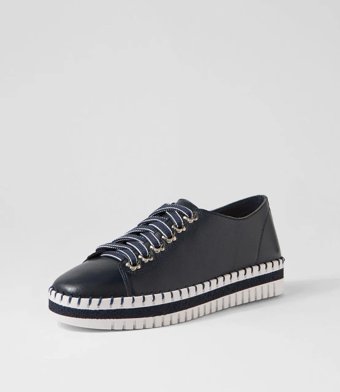 Django & Juliette 'Mahina' - Navy/White