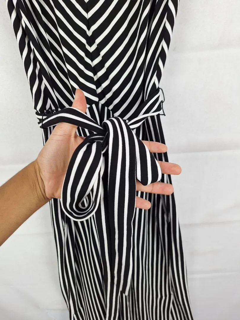 Eci Front Zip Elastic Jumpsuit Size L