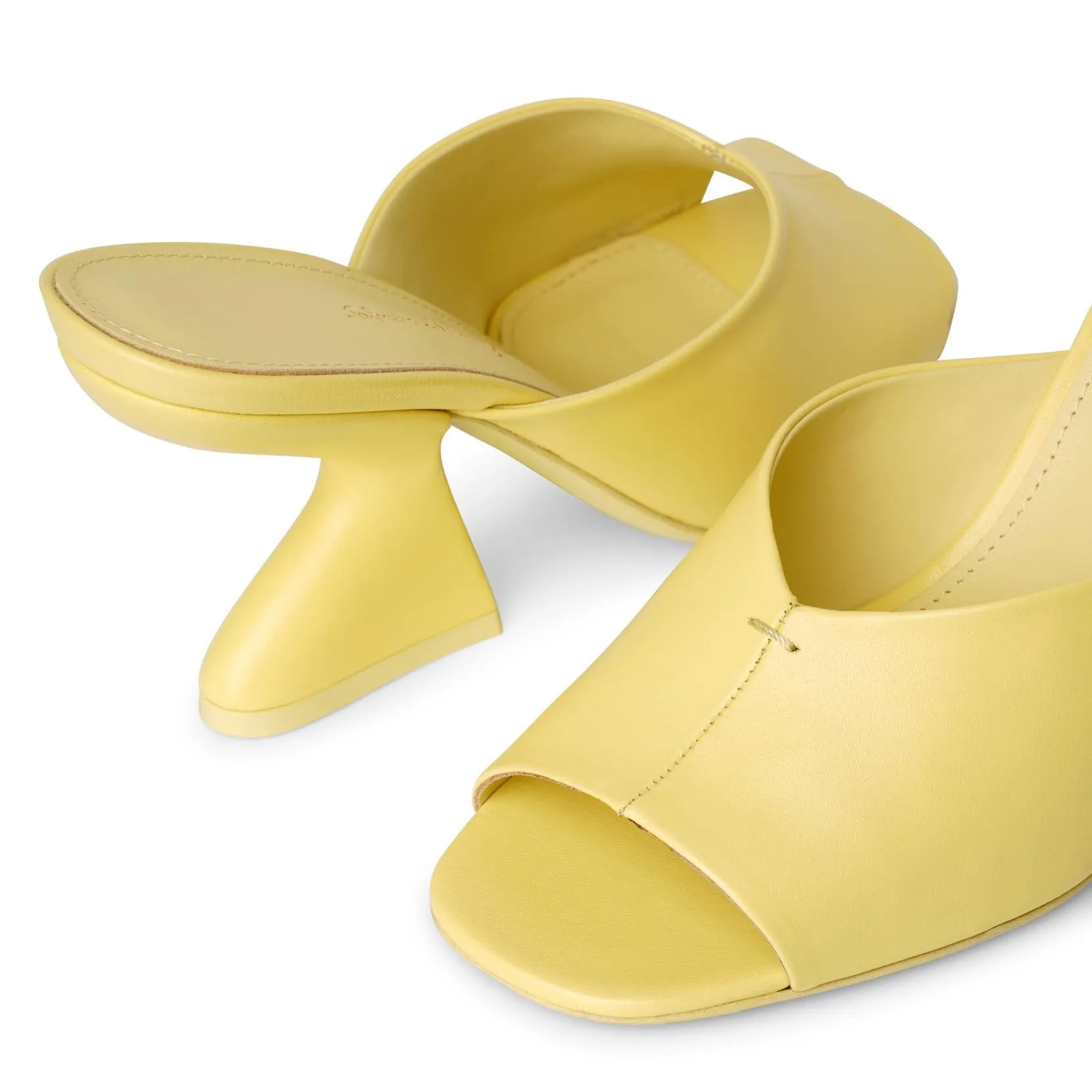 F-Heel Sansu sandals