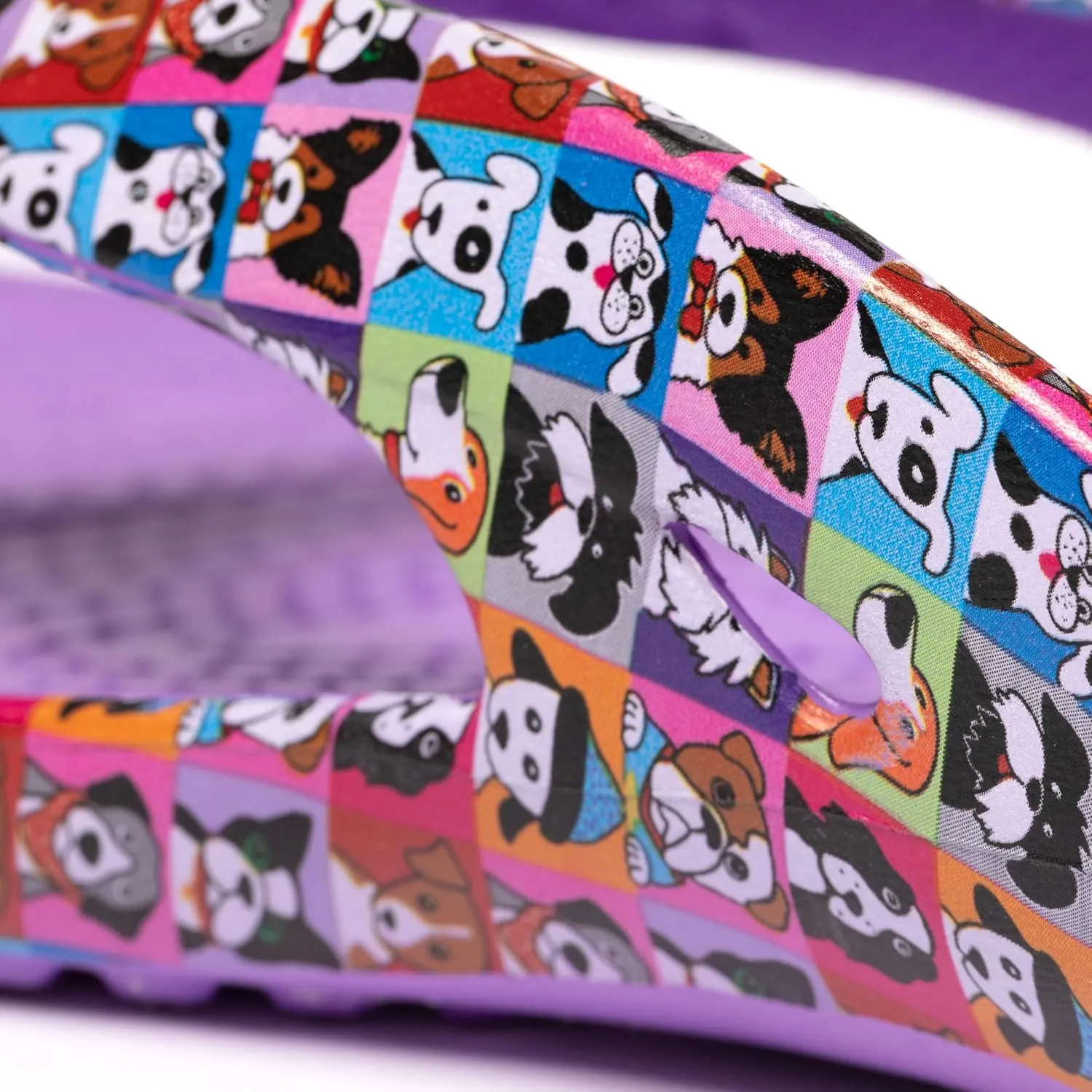 GreaterGood Playful Paws Flip Flops Lightweight Thong Sandals Textured Grip Insole Non Slip Pet Print Beach Pool Casual Gifts for Women