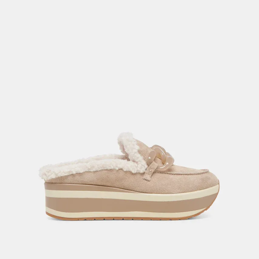 JAMEY PLUSH in Taupe