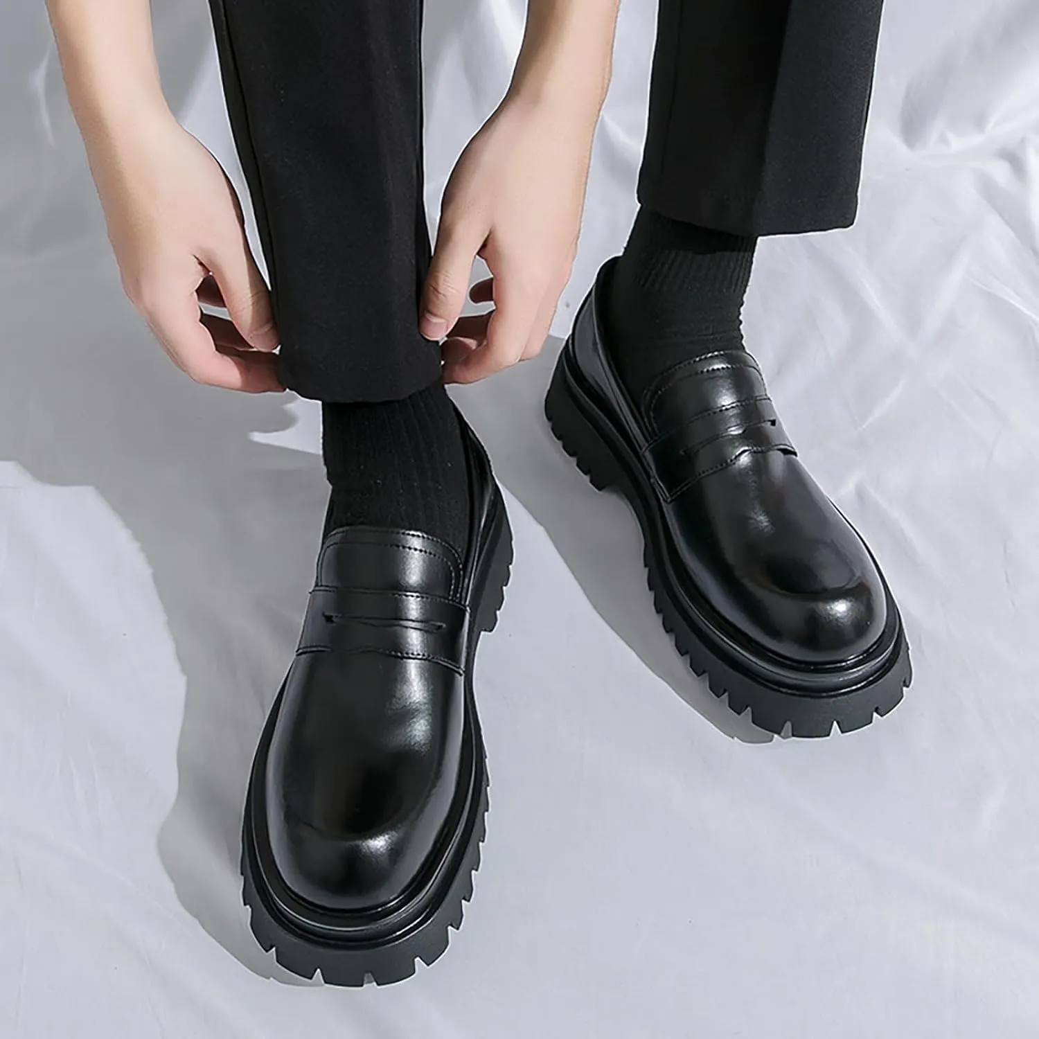 Men's Leather Platform Slip-On Loafers Round Top Chunky Heel Lug Sole Penny Dress Shoes Low Top Non-Slip Comfortable Work Business Shoes