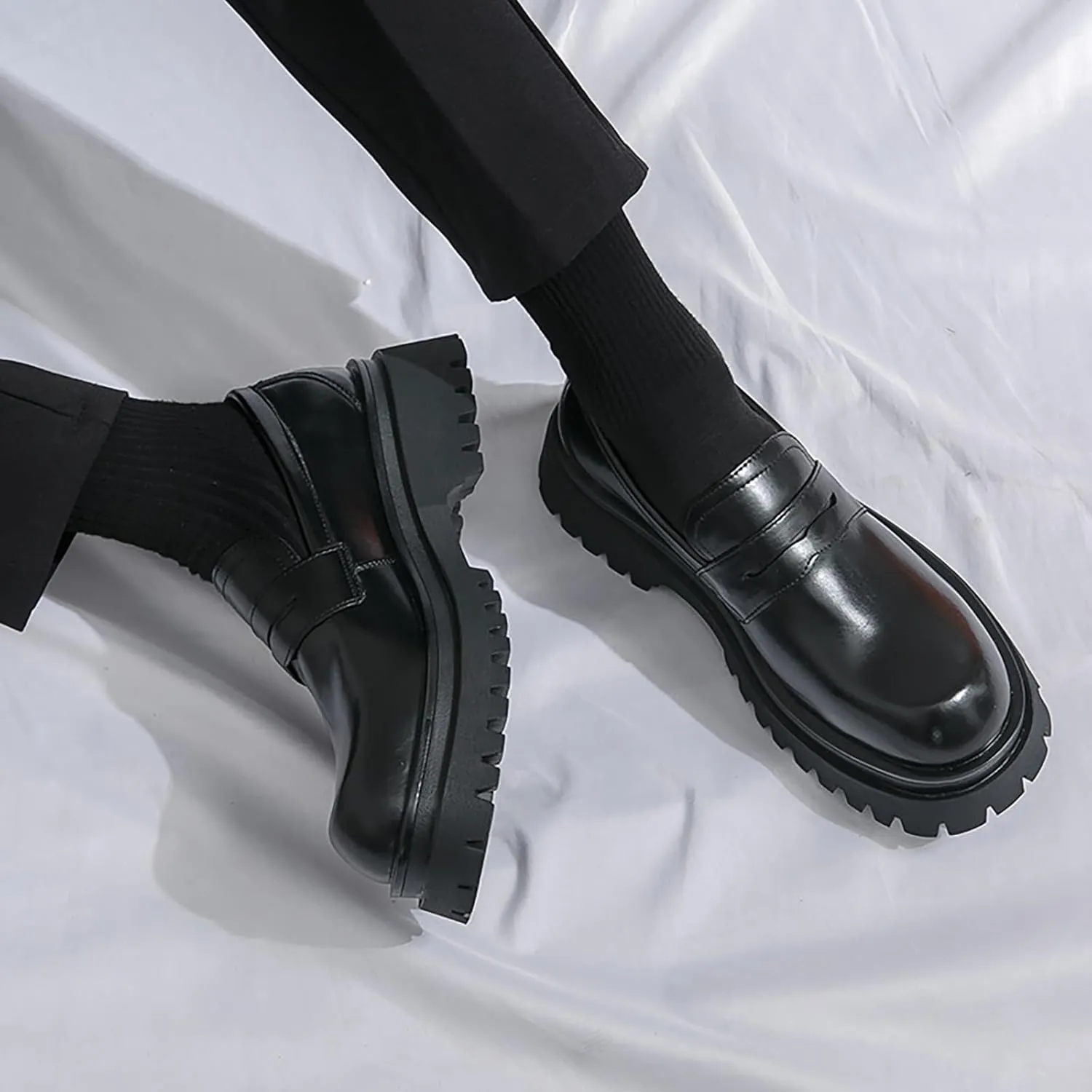 Men's Leather Platform Slip-On Loafers Round Top Chunky Heel Lug Sole Penny Dress Shoes Low Top Non-Slip Comfortable Work Business Shoes