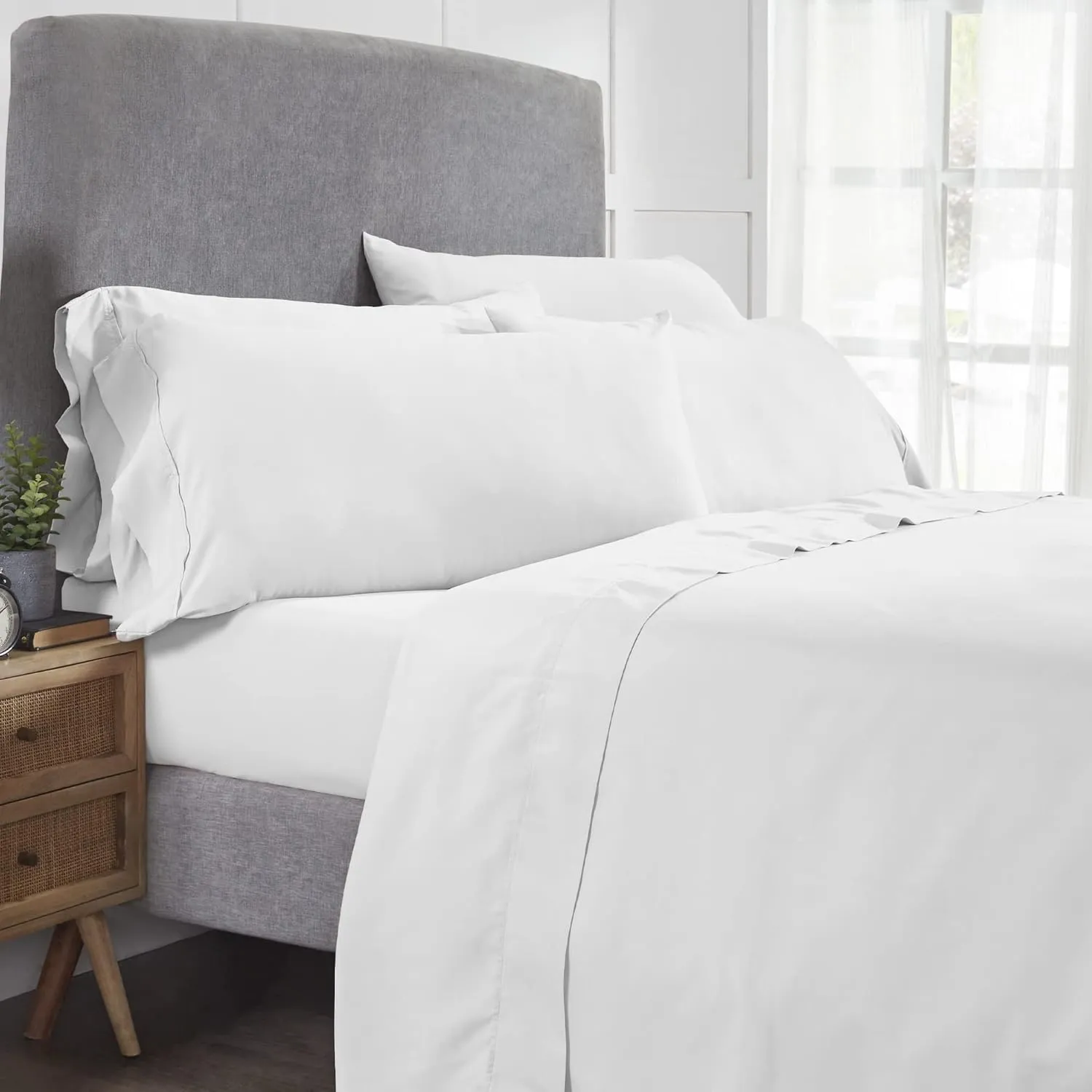 Modern Threads Soft Microfiber Solid Sheets - Luxurious Microfiber Bed Sheets - Includes Flat Sheet, Fitted Sheet with Deep Pockets, & Pillowcases White King