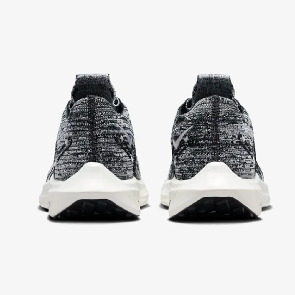 Nike Men's Low-Top Sneaker
