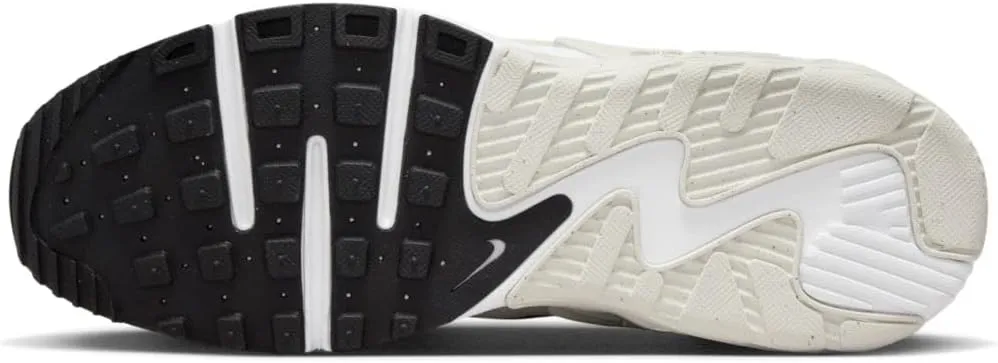 NIKE Men's Sneaker