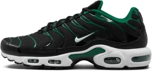 NIKE Men's Sneaker