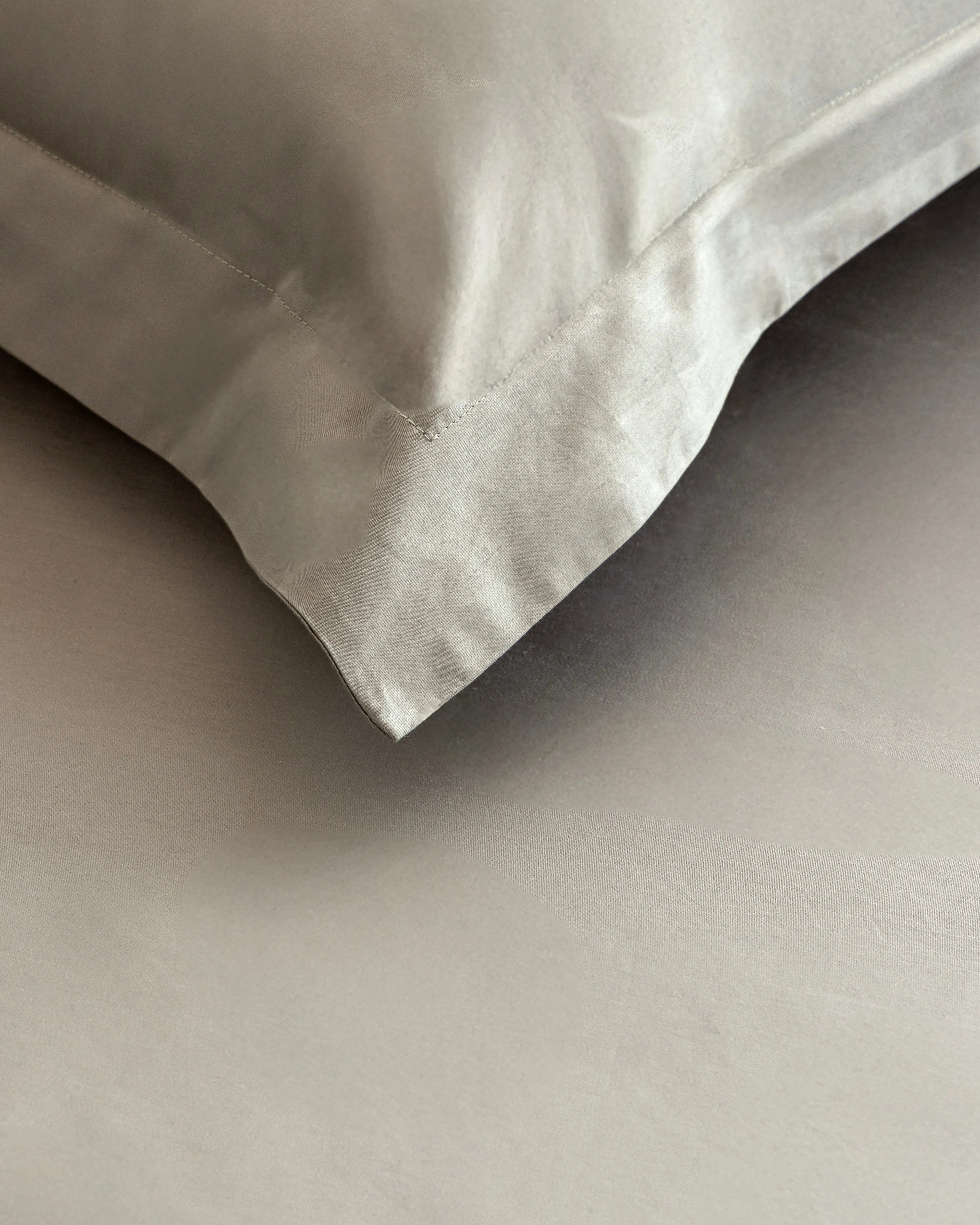 Quintessential Flat Sheet Pebble Green