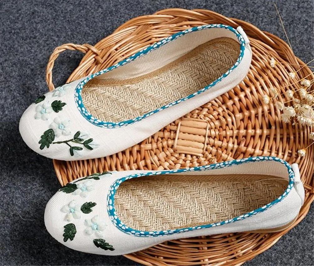 SATUKI Embroidered Shoes for Women, Chinese Style Handmade Casual Loafer Floral Slip-on Flat Shoes