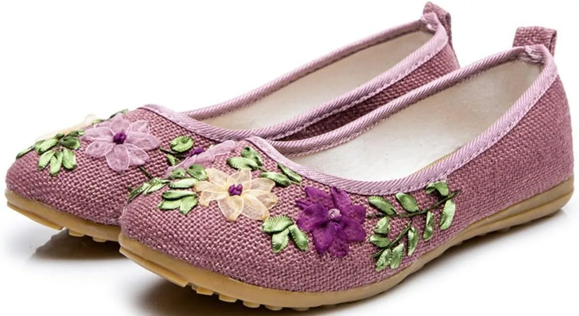 SATUKI Handmade Embroidered Shoes for Women, Slip-On Casual Loafer Flat Floral Slippers