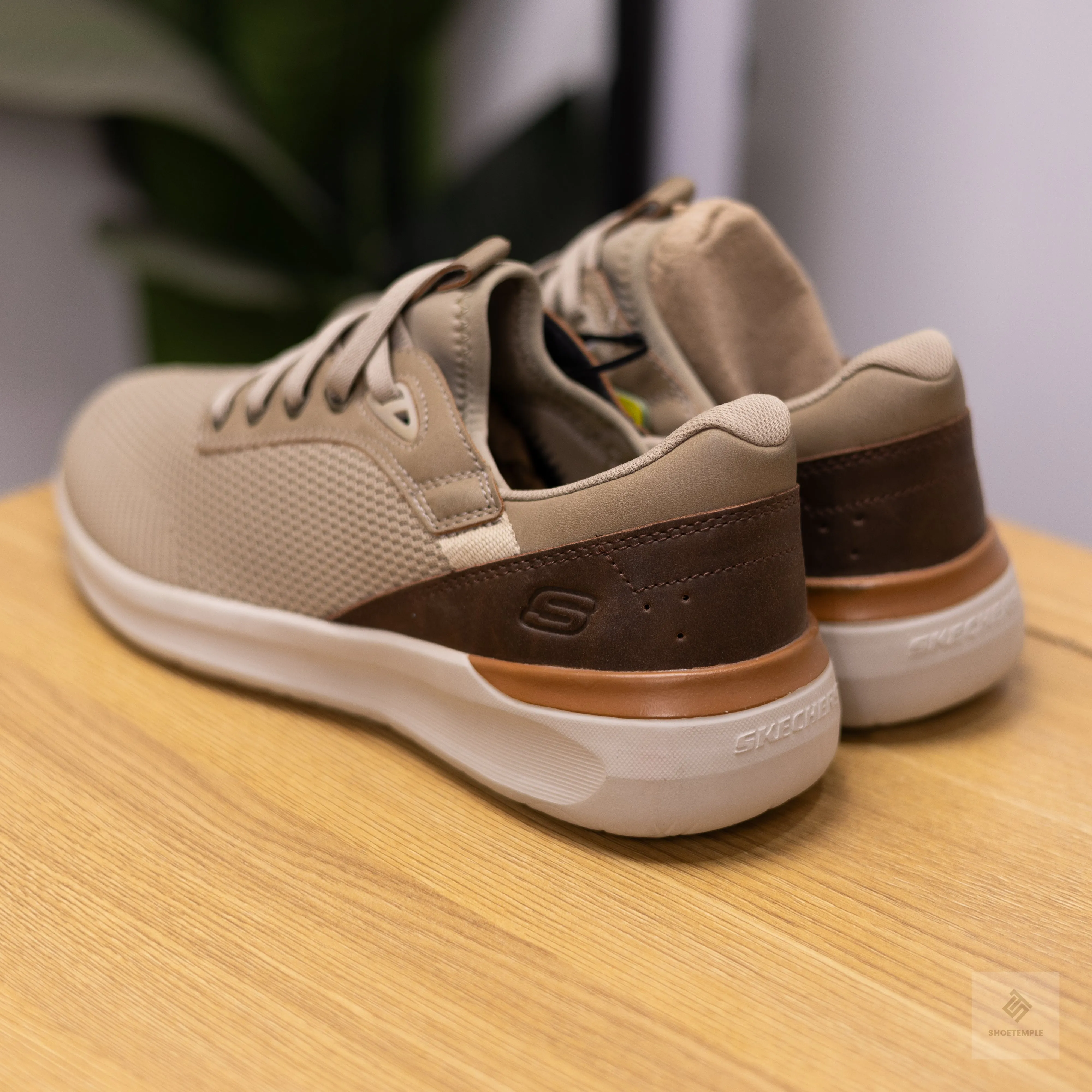 Skechers Knitted Sneaker