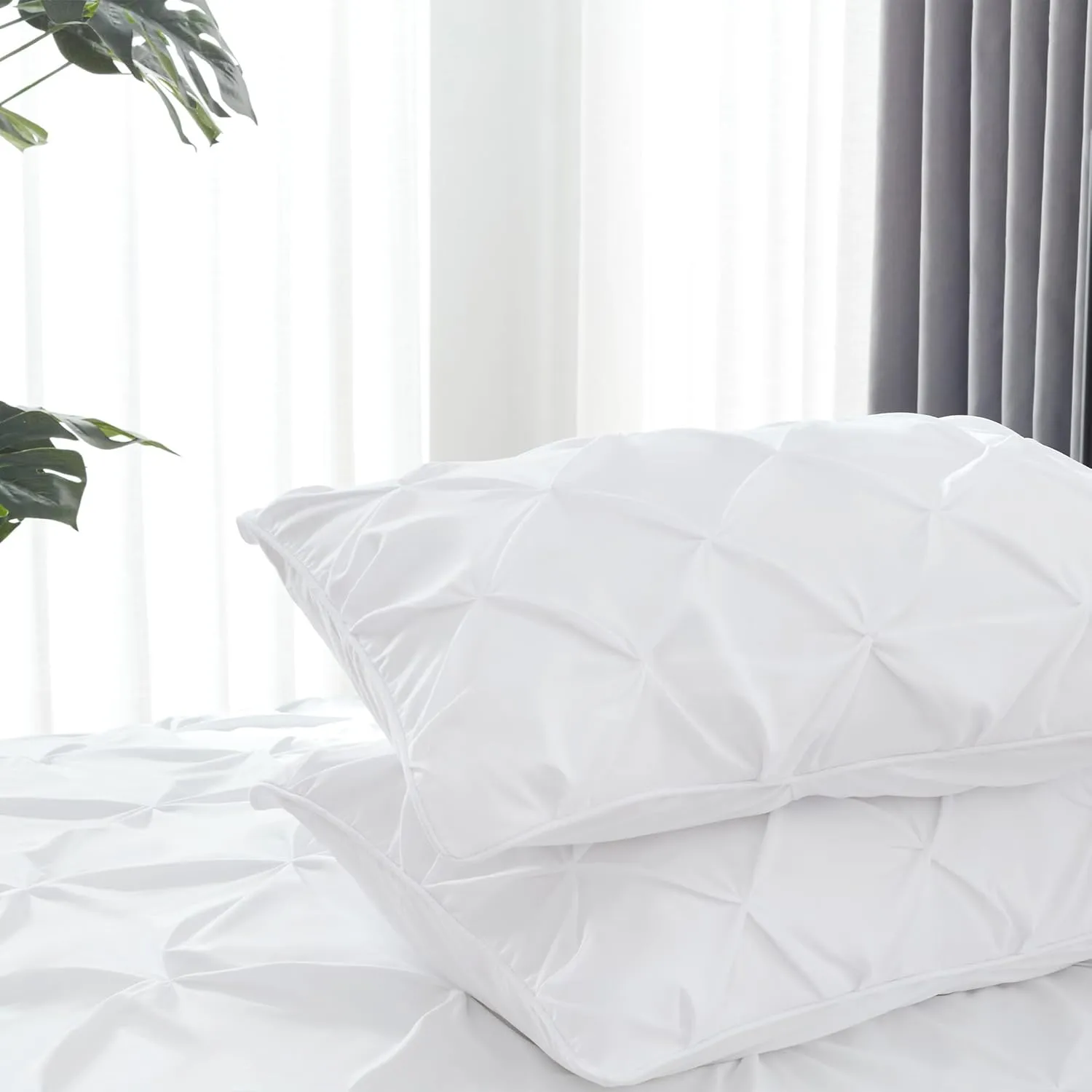 SLEEP ZONE Queen Comforter Set with Sheets, All Season Pintuck Bed in A Bag, Extra Thick, Soft and Comfortable, Machine Washable (White Pinch Pleat, Queen)