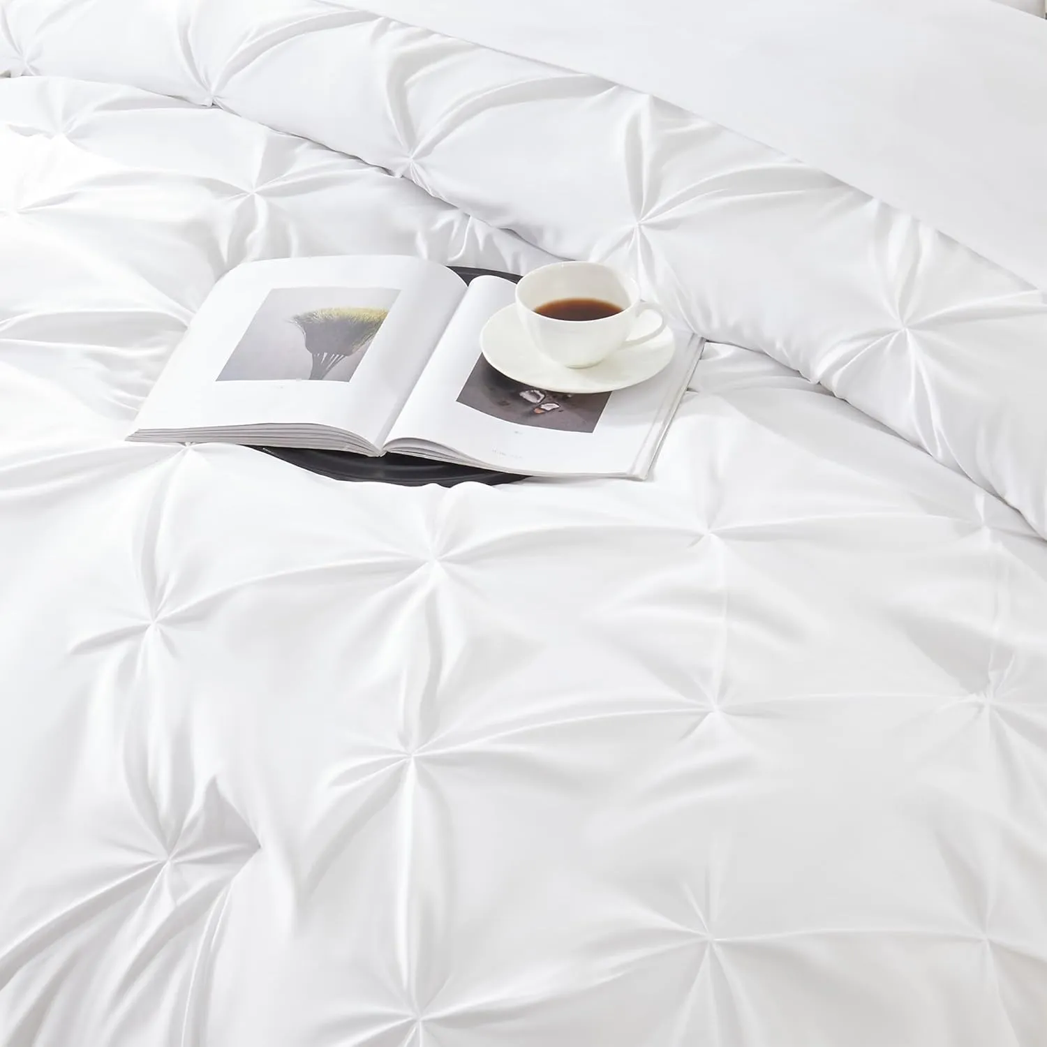 SLEEP ZONE Queen Comforter Set with Sheets, All Season Pintuck Bed in A Bag, Extra Thick, Soft and Comfortable, Machine Washable (White Pinch Pleat, Queen)