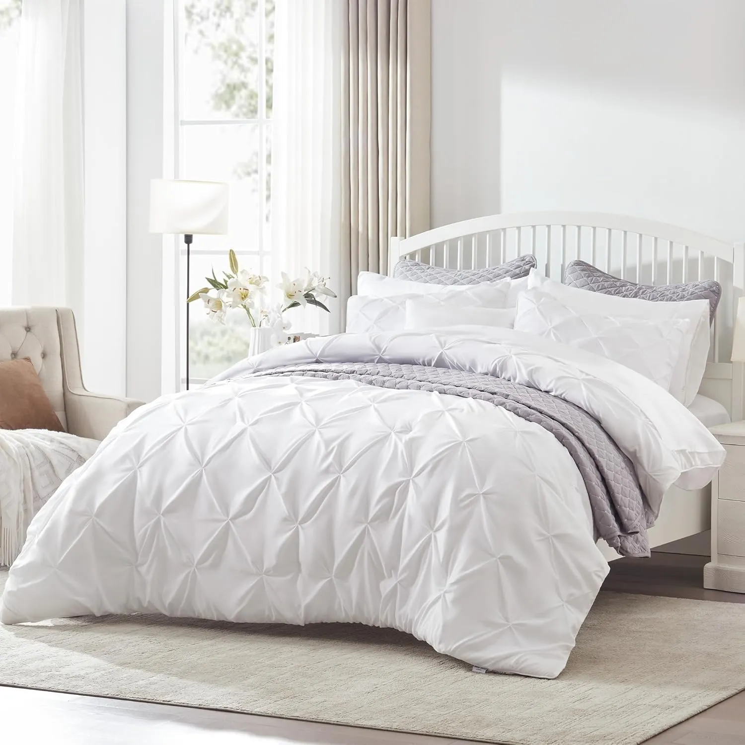 SLEEP ZONE Queen Comforter Set with Sheets, All Season Pintuck Bed in A Bag, Extra Thick, Soft and Comfortable, Machine Washable (White Pinch Pleat, Queen)