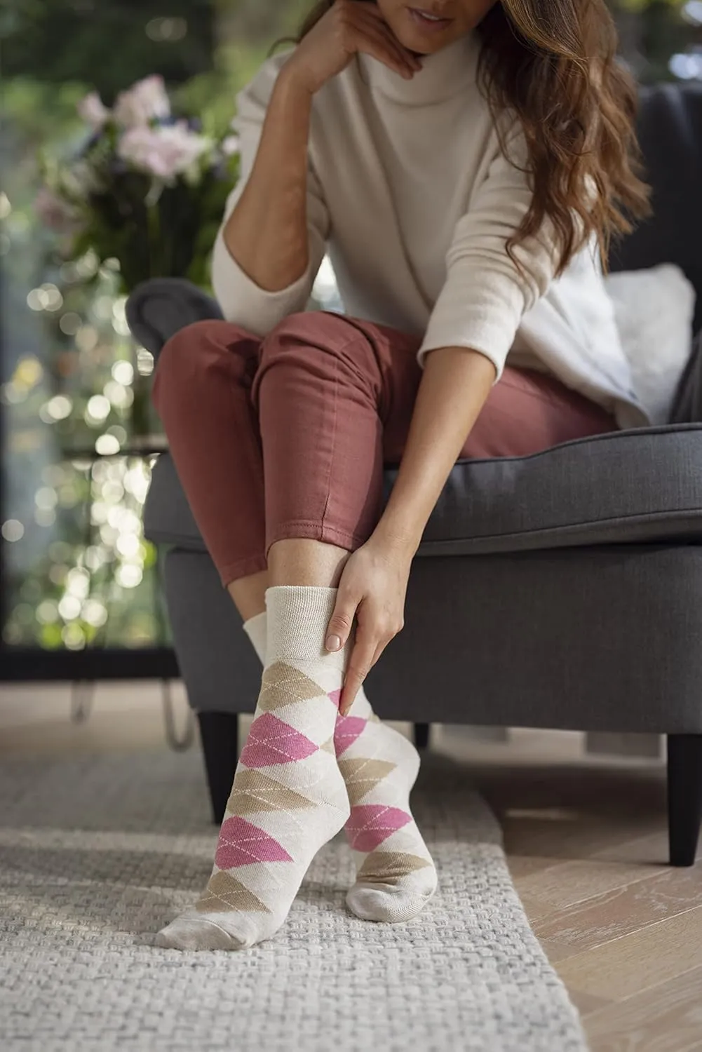Sock shop 6 Pack Ladies Non Elastic Socks, Size 5-9 US
