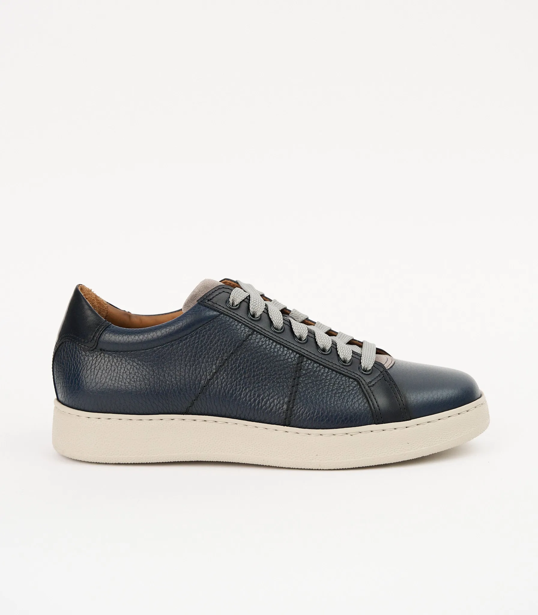 The Sportivo Cervo Blu Sneaker
