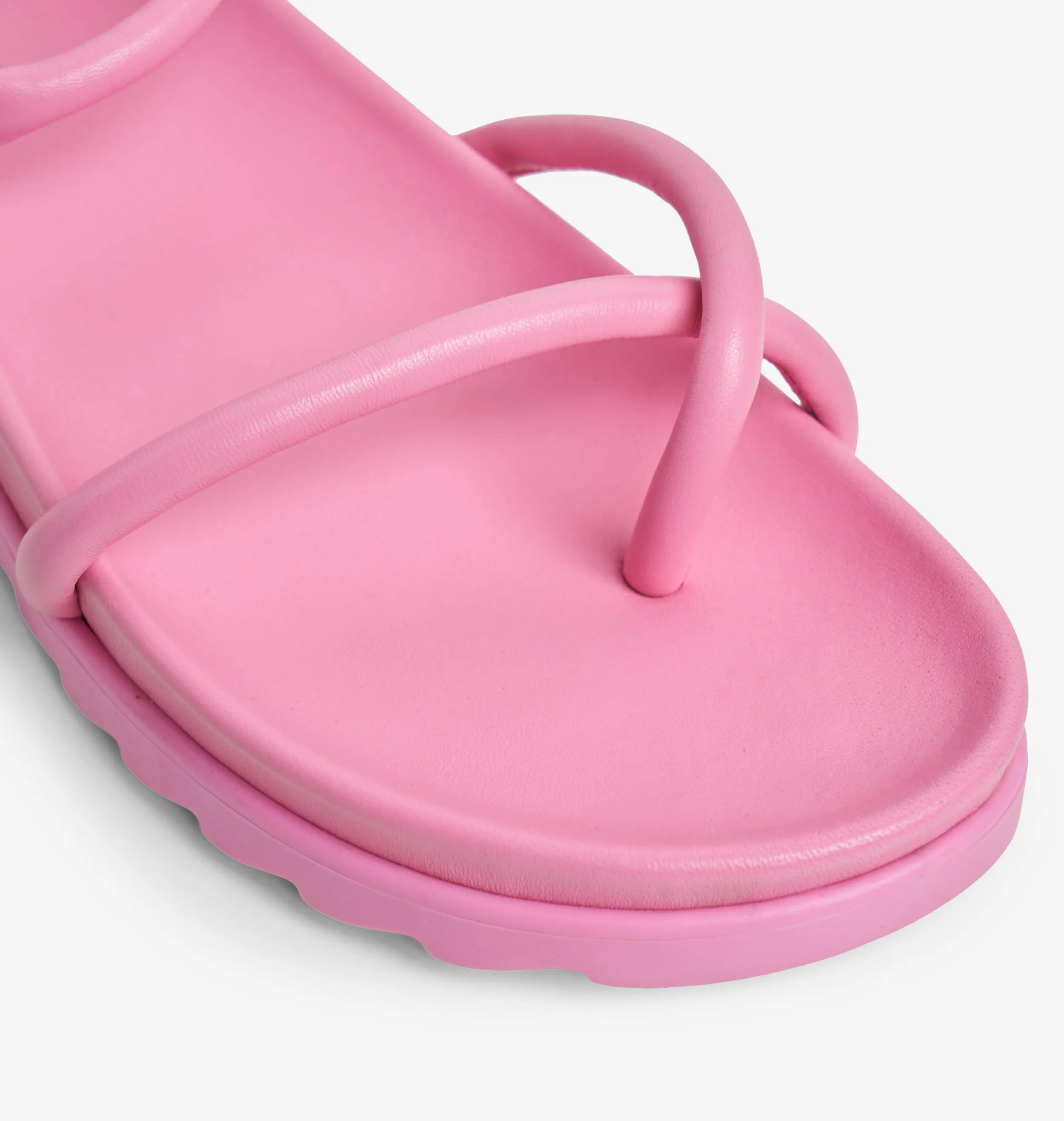 THONG SANDAL