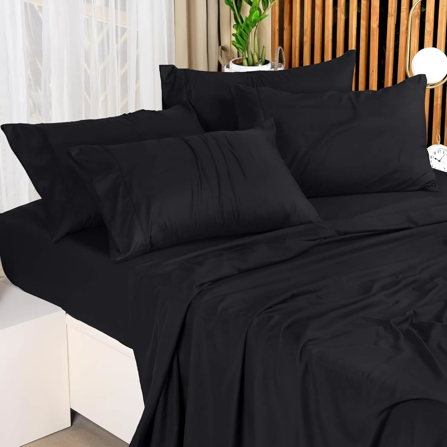 Utopia Bedding Full Sheet Set – 4 Piece Bed Sheets for Full Size Bed, Soft and Breathable Microfiber, Includes 1 Fitted Sheet, 1 Flat Sheet and 2 Pillowcases (Black)