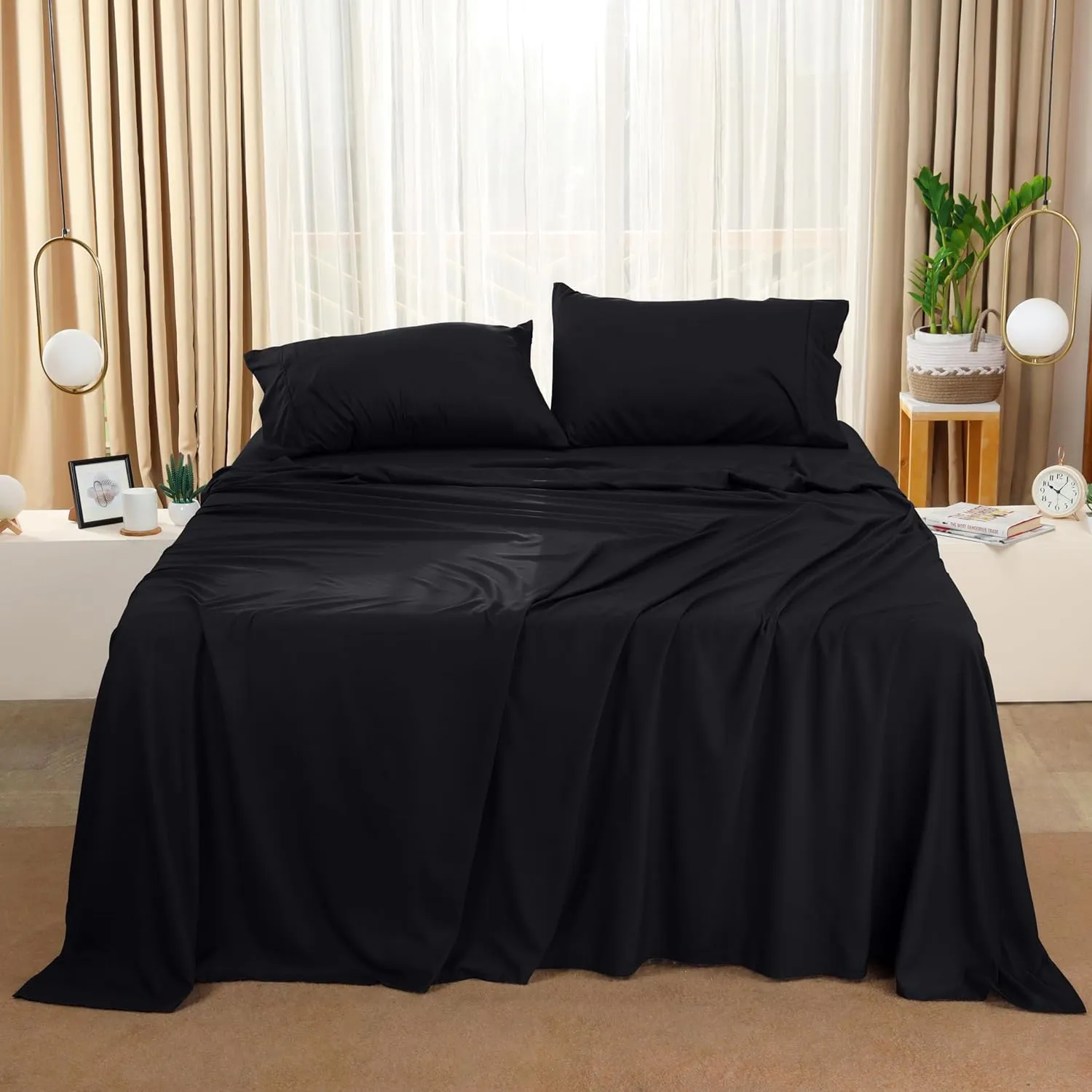 Utopia Bedding Full Sheet Set – 4 Piece Bed Sheets for Full Size Bed, Soft and Breathable Microfiber, Includes 1 Fitted Sheet, 1 Flat Sheet and 2 Pillowcases (Black)