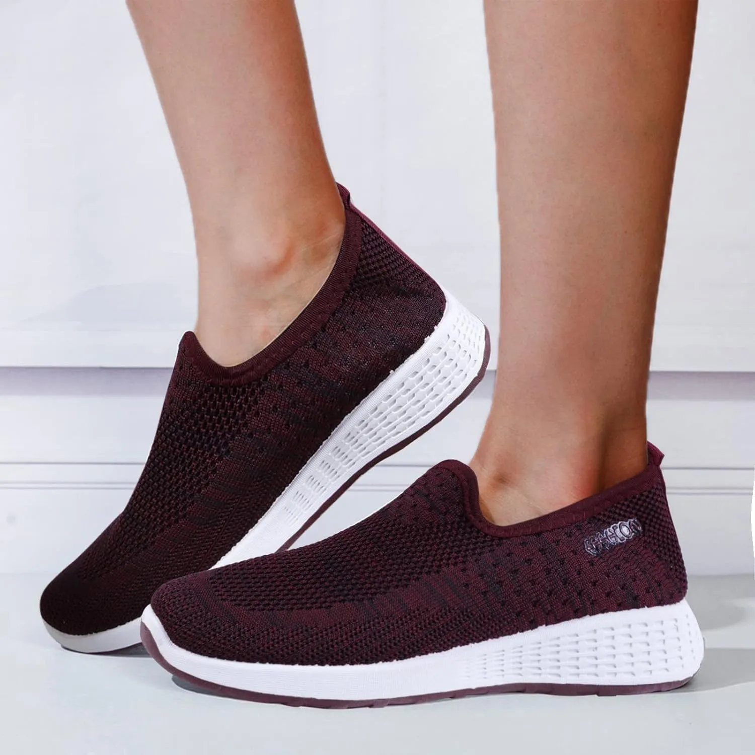 Women Comfortable Slip On Shoes Lightweight Walking Sneakers Canvas Casual Flats Non Slip Elastic Loafers