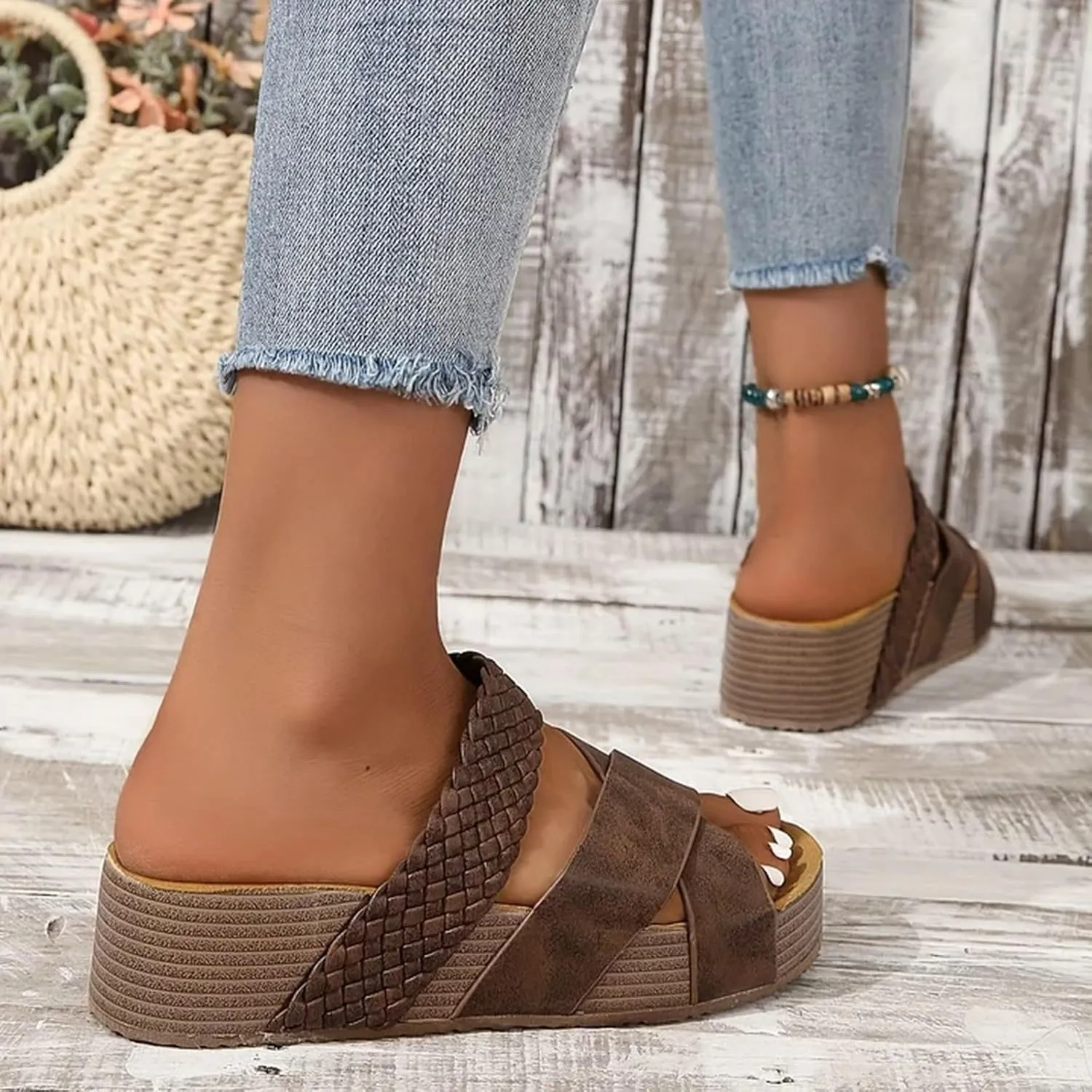 ZSpzx 2025 Platform Sandals for Women Comfortable X-Strap Open Toe Dressy Summer Low Wedges Womens Sandal Dress Slip On Cushion Footbed Shoes Recovery Mules for Walking Vacation Outdoor Indoor